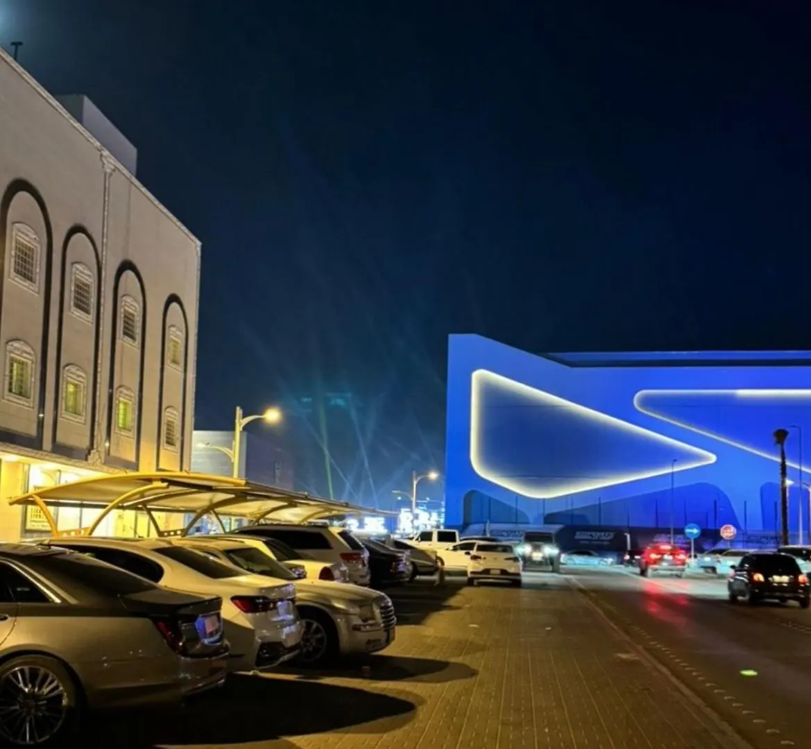 استديو مقابل البوليفارد location